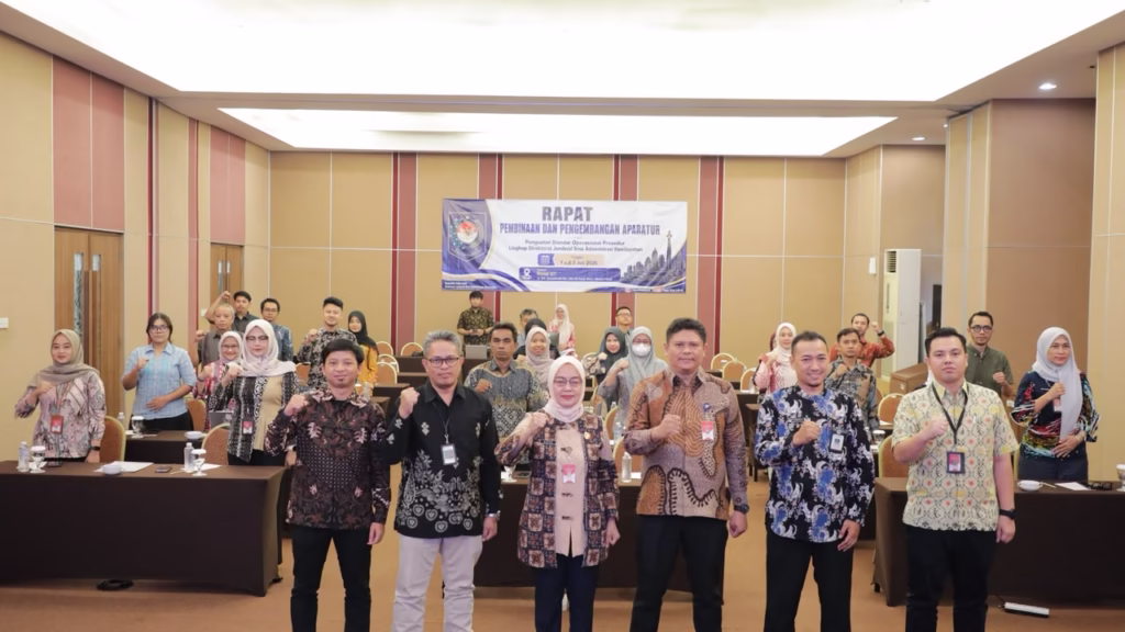 Ditjen Bina Adwil Perkuat SDM Lewat Inovasi CEKATAN dan Integrasi Layanan Kearsipan Ditjen Bina Adwil Luncurkan CEKATAN