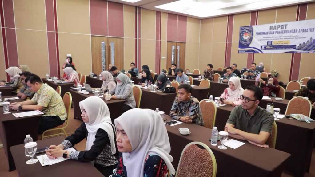 Ditjen Bina Adwil Perkuat SDM Lewat Inovasi CEKATAN dan Integrasi Layanan Kearsipan 1 Penguatan SDM ASN Menjadi Fondasi Organisasi Modern