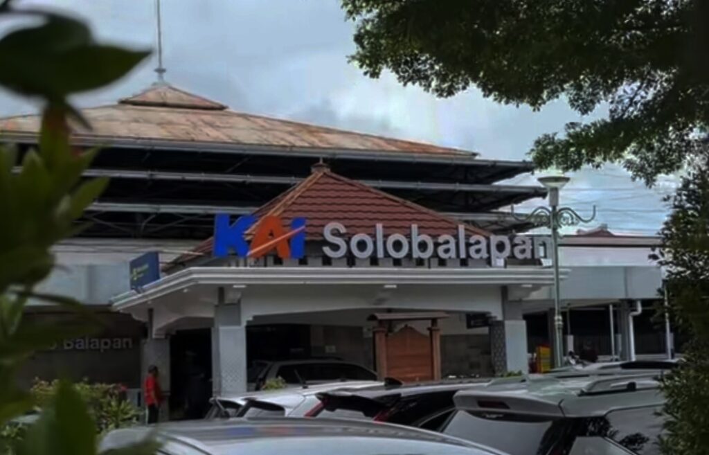 5 Wisata Dekat Stasiun Solo Balapan yang Wajib Dikunjungi dalam Sehari 3 1000006393 2